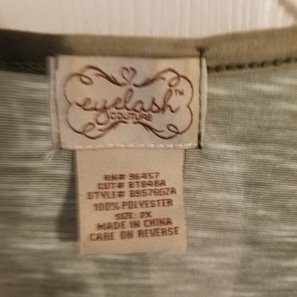 Eyelash Couture Blouse w/Discounted Shipping - Picture 5 of 5